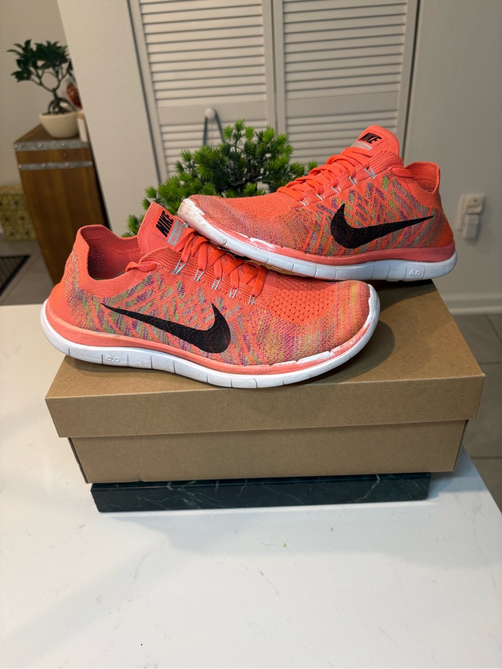 Nike Free Run 4.0 Flyknit Coral Multicolor Women’s size 9.5 Running Shoes